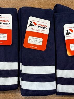Men's Navy & White Striped Athletic Socks